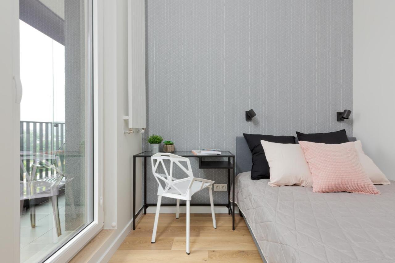 Apartments Business Center Wola Ordona By Renters Varsó Kültér fotó